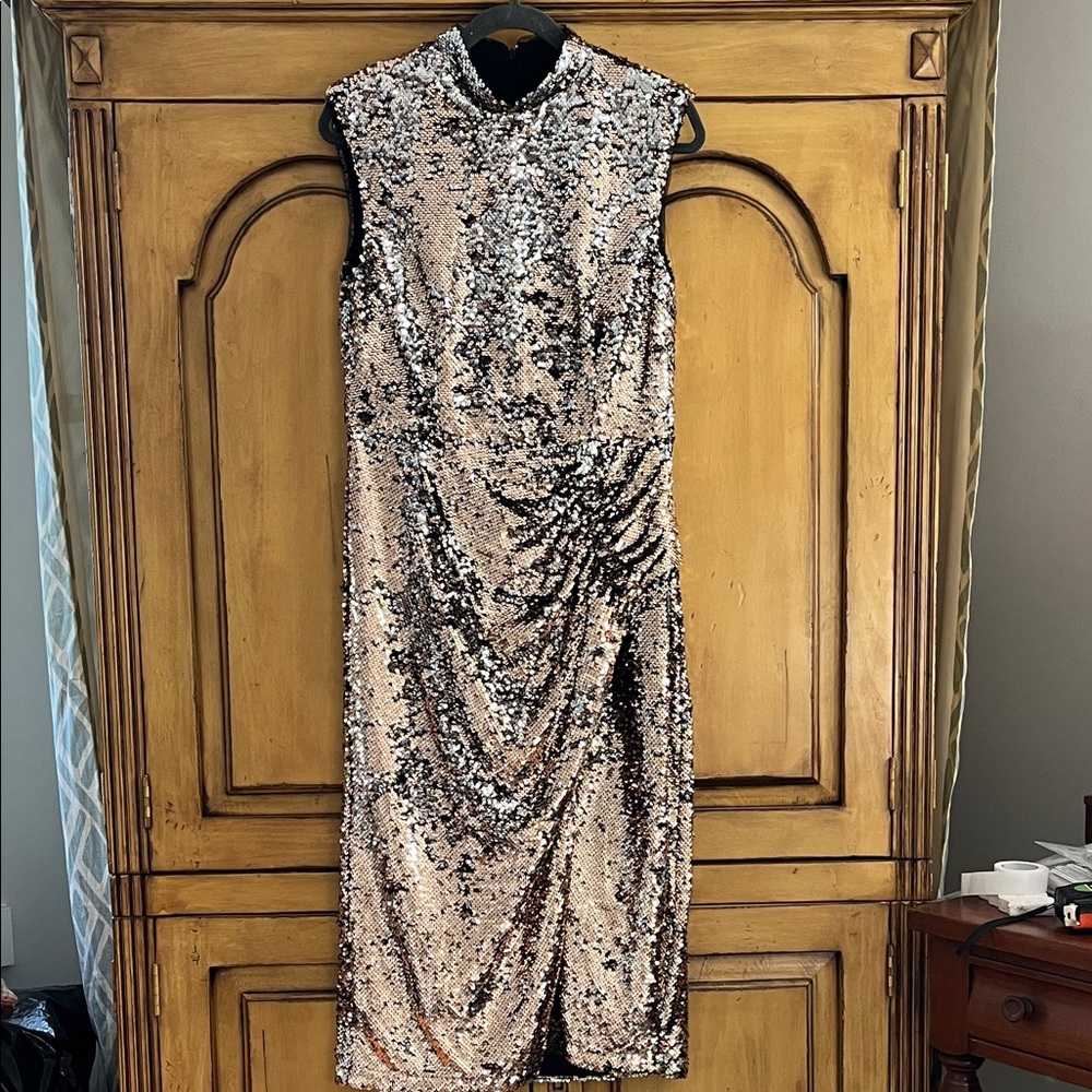 Glamorous Sleeveless Sequin Midi Dress